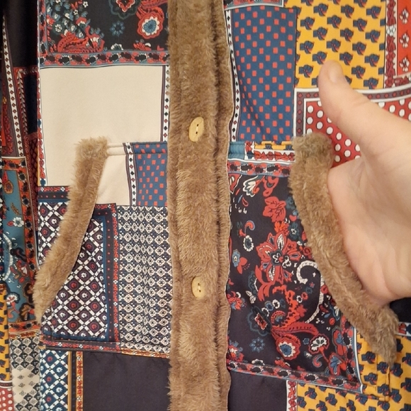 Colorful Patchwork Puffer Coat with Faux  Fur Trim. NWOT Size Large - Picture 9 of 17